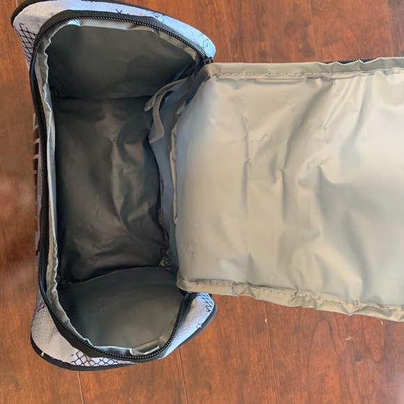 Puma Lunchbox - Picture 4 of 7